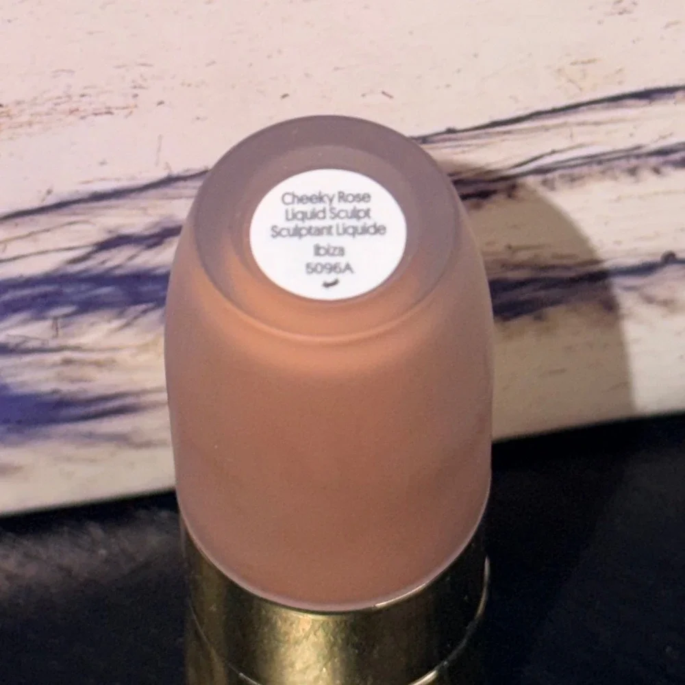 Winky Lux Cheeky Rose Liquid Sculpt Bronzer Ibiza Warm Medium Bronze Makeup